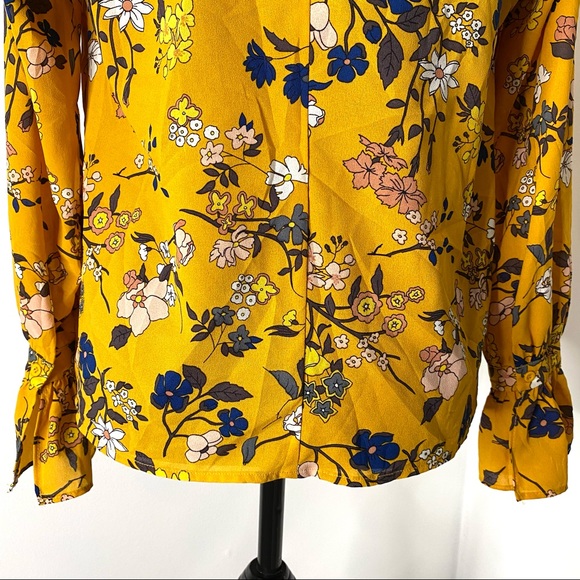 MELLODAY Pleated Bell Sleeve Blouse - Picture 11 of 12